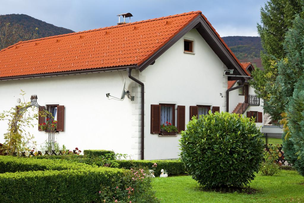 Apartment Petra I Nikola Seliste Dreznicko Exterior foto